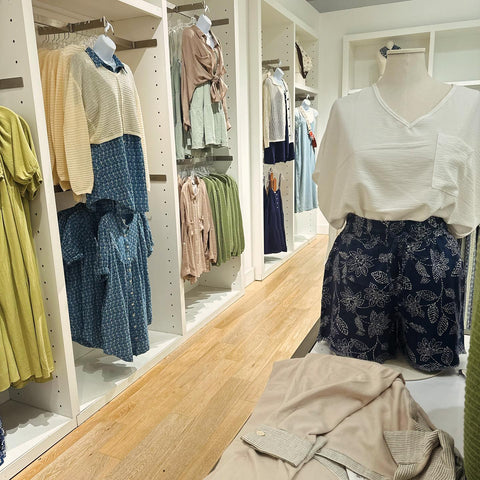 Lee's Summit Boutique - Ellis Clothing Company Showroom
