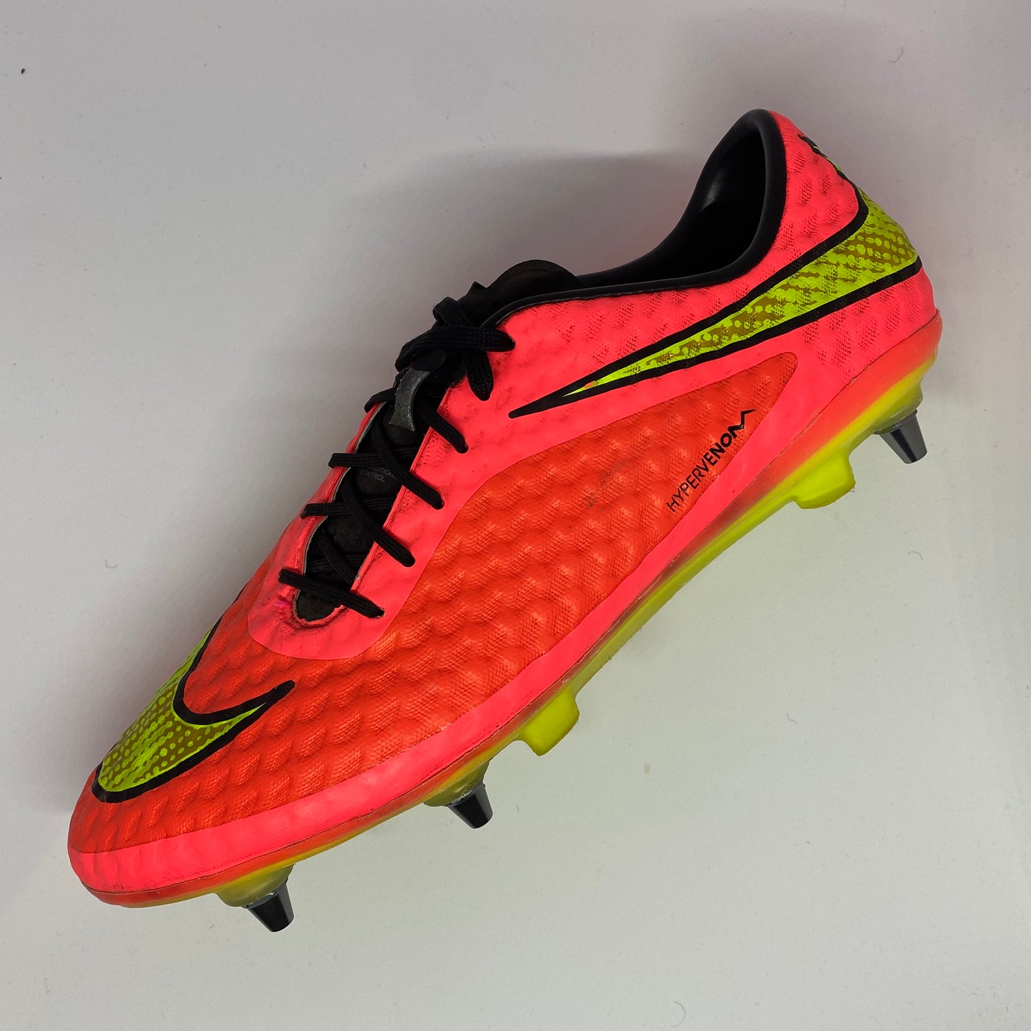 Nike Phantom 1 SG – New Boot