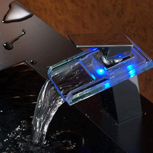 LED Glas Wasserfall Armatur Waschtischarmatur 3 x RGB Farbewechsel Beleuchtung