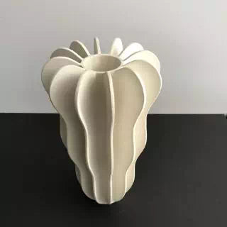 vase cirrus pia tornell edition rorstrand 1996