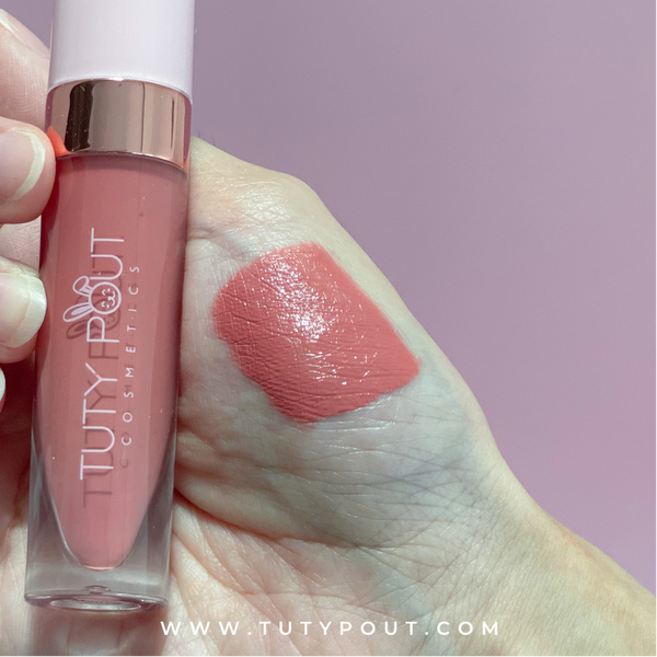 TUTY POUT Satin Matte Lip Cream - Hydrating Vegan & Cruelty-free Makeup - Palm Swatch (Miss Mauve)