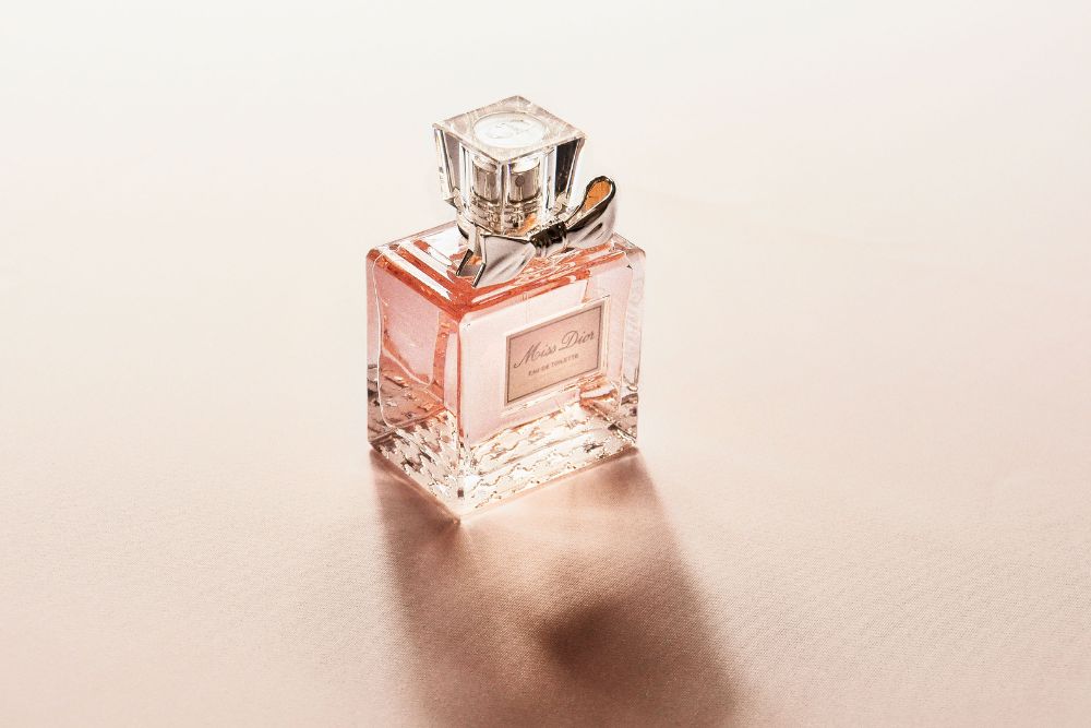 Customized Perfume Valentine’s Day Gift Ideas in dubai