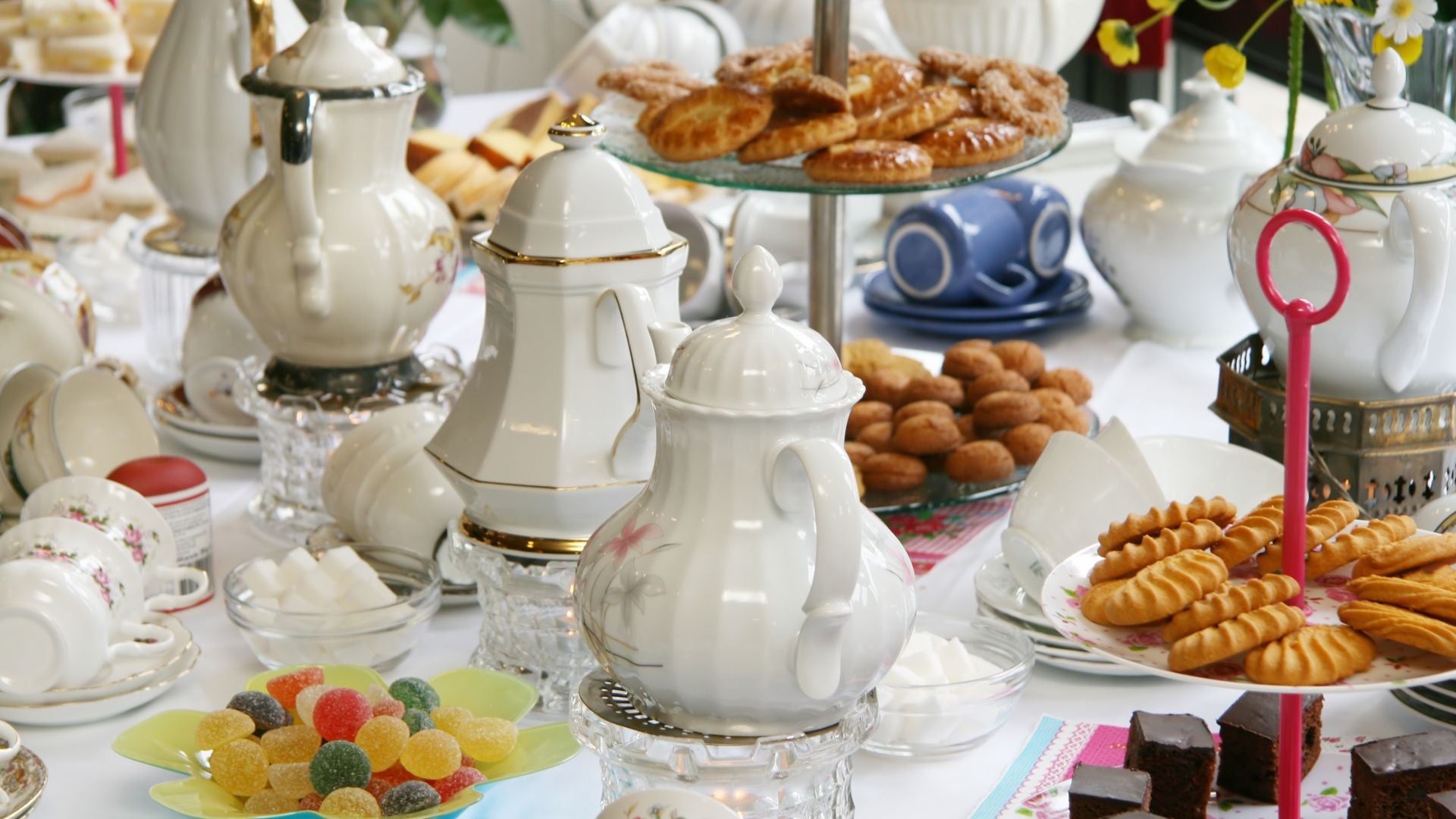 Experience High Tea as for Mother’s Day gift