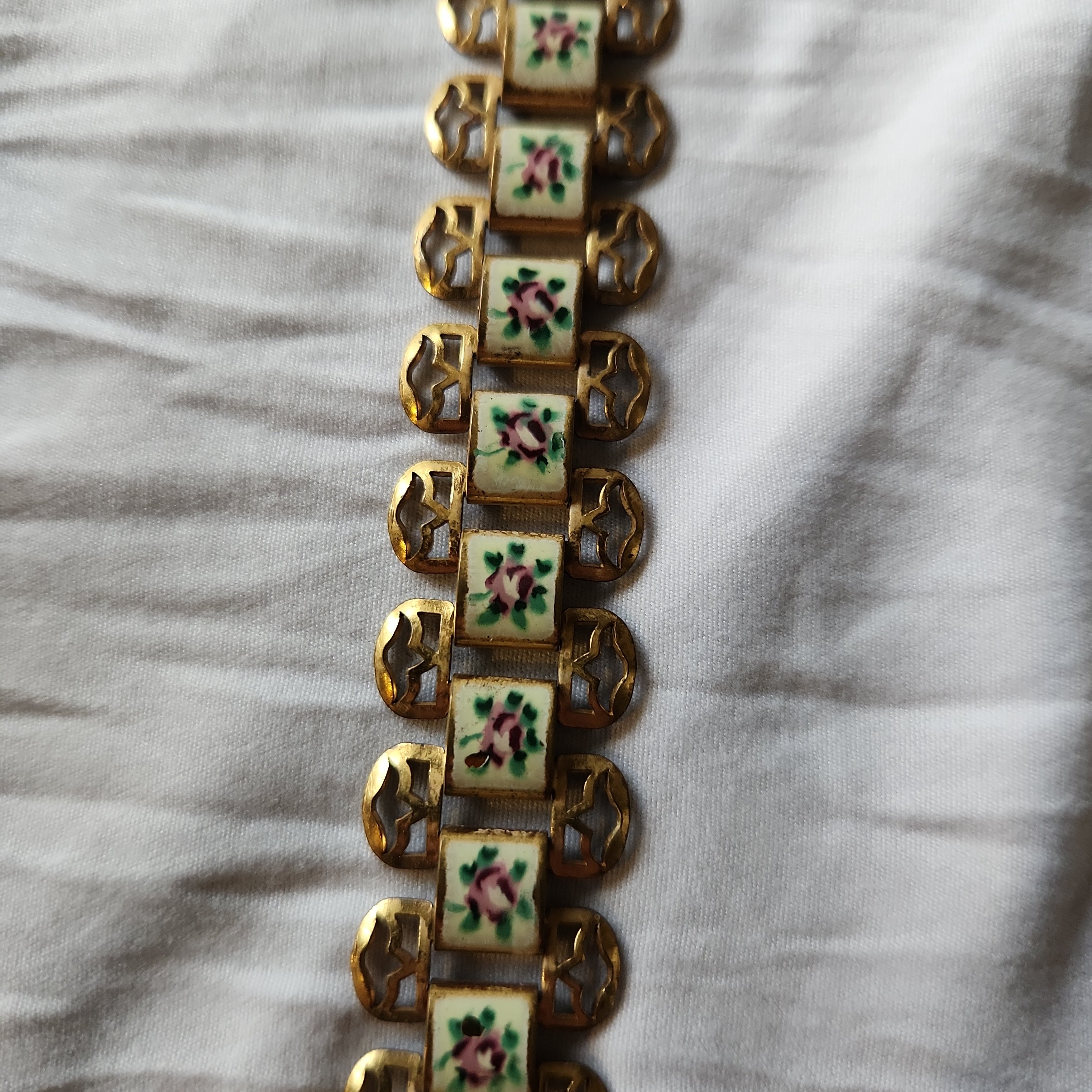 Vintage Enamel Hand Painted Flowers Floral Gold Tone Book Chain Bracelet