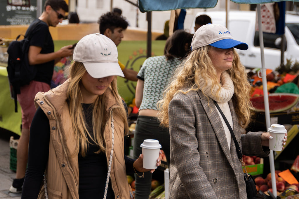 Women's slogan baseball cap in beige 