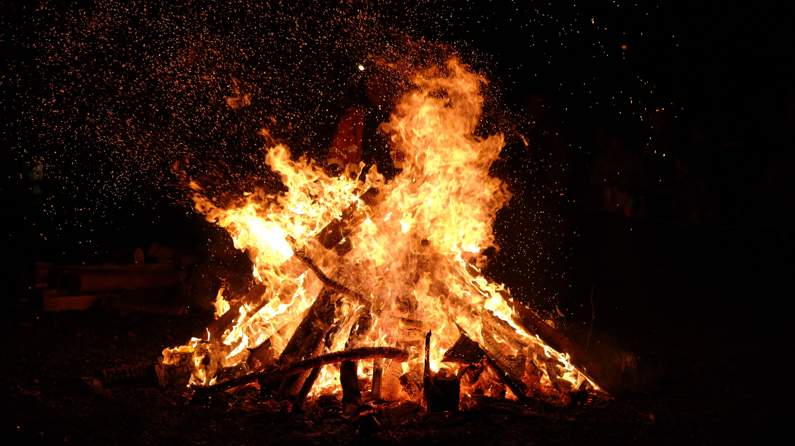 Bonfire on bonfire night