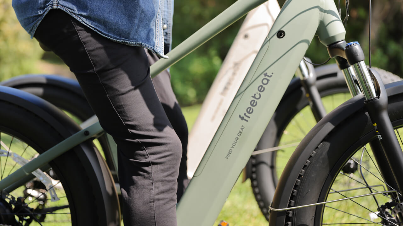 freebeat Morphrover eBike is designed for mountain biking