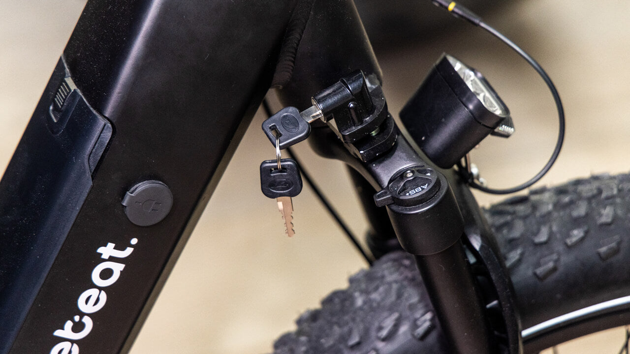 safely lock an ebike