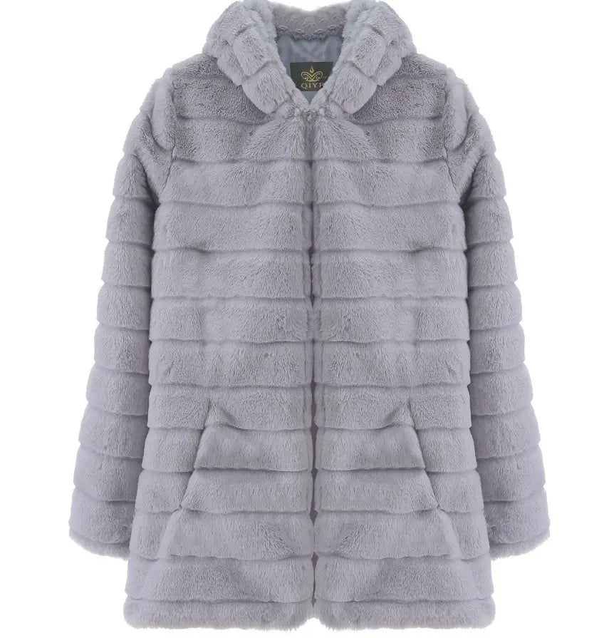 Lovemi - Plush padded hooded lady mink short fur coat