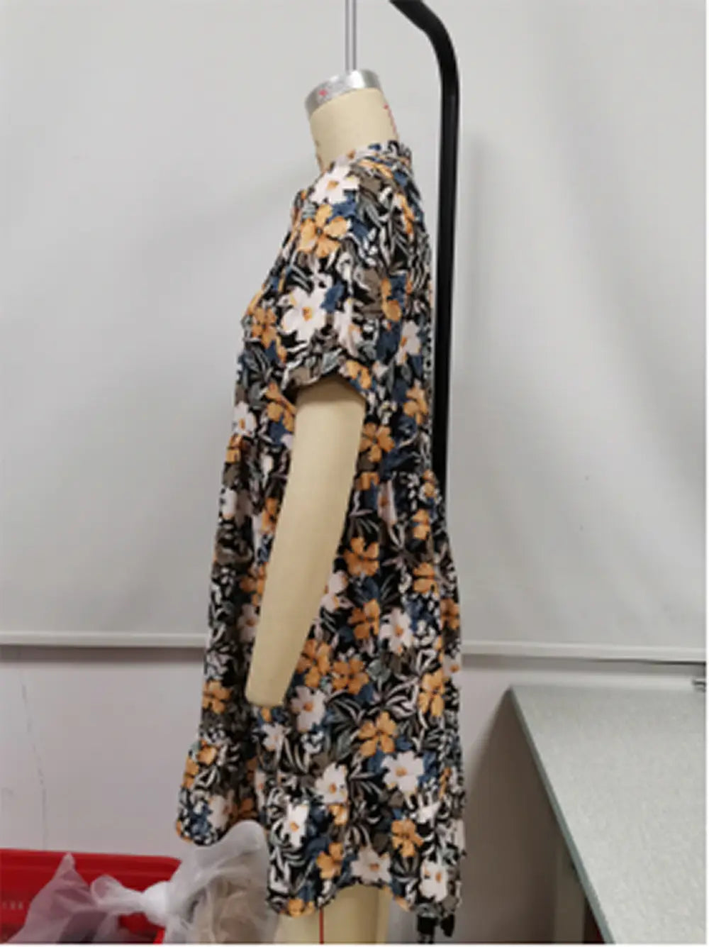 Lovemi - Stand Collar Ruffle Small Floral Short Sleeve Dress