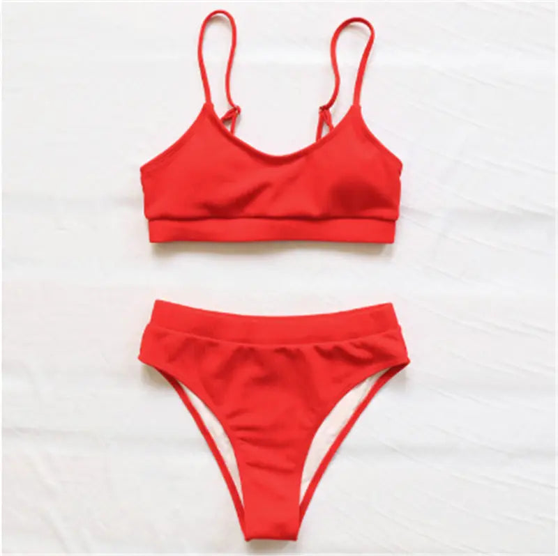 Lovemi - Le maillot de bain bikini fendu simple pour femme révèle