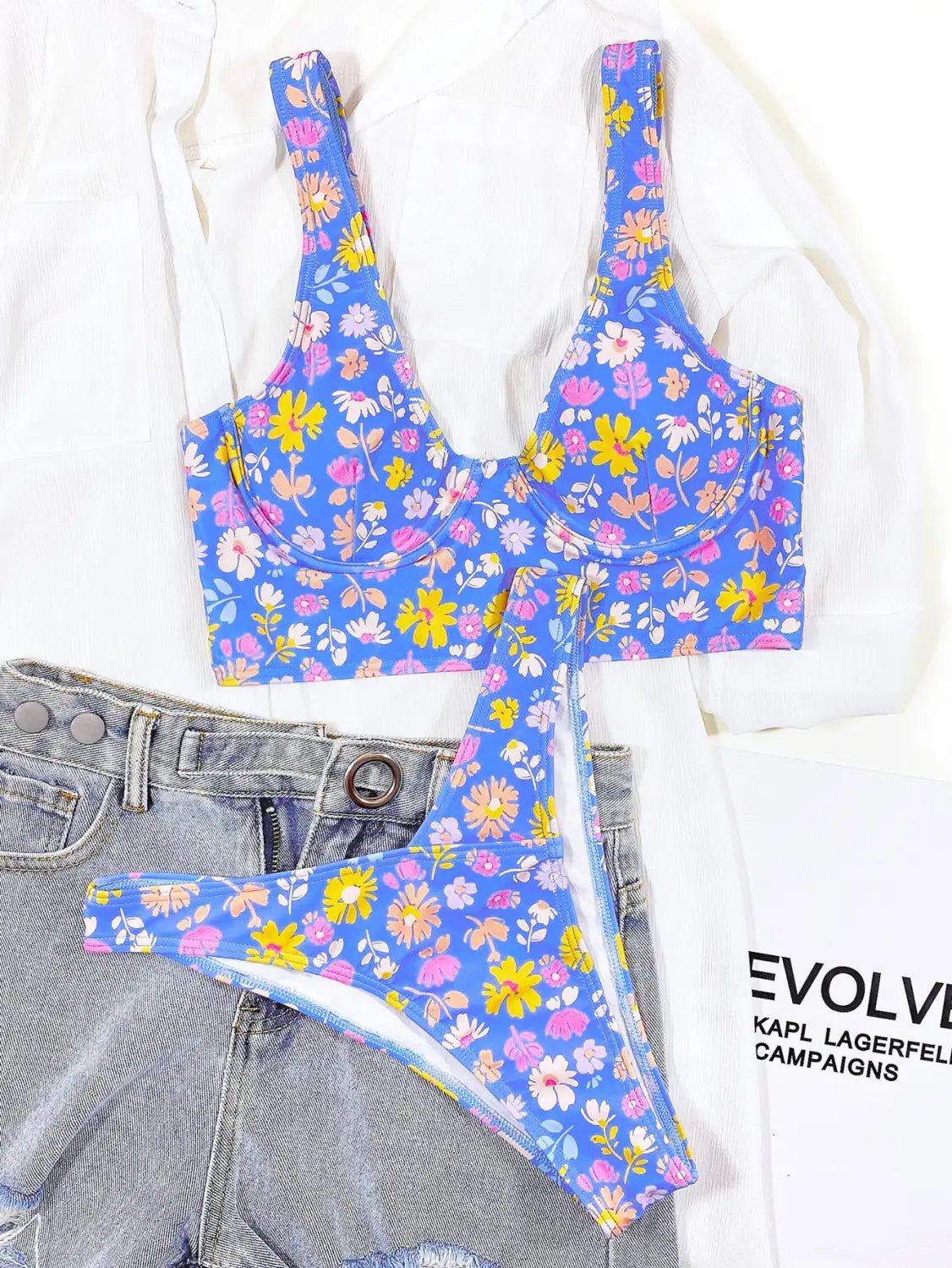 Lovemi - Ladies Split Swimsuit Small Floral Bikini