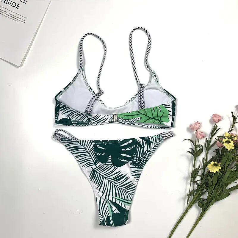 Lovemi - Le bikini fendu imprimé feuilles