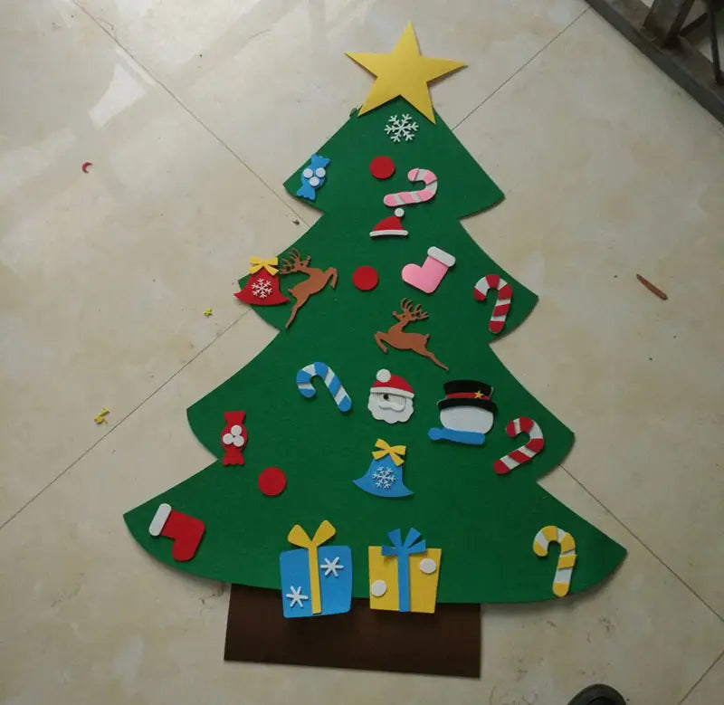 Lovemi - DIY Felt Christmas Tree With String Lights Stereo