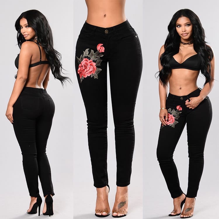 Lovemi - Black jeans with embroidered feet