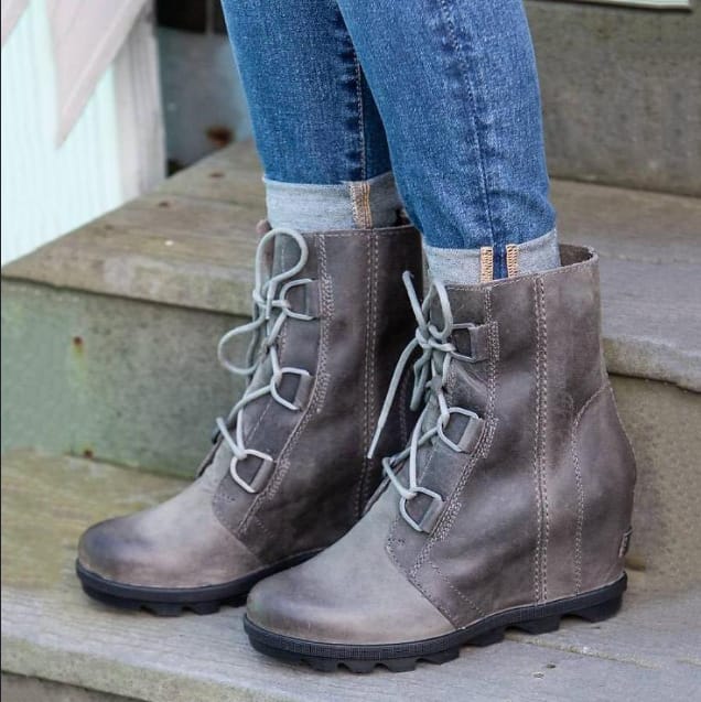 Women Color Matching Lace Up Martin Boots