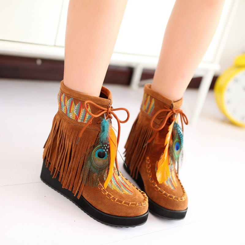 National Style Women Short Boots With Soles