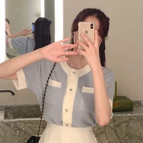 Lovemi - Two-piece Color-block Short-sleeved Sweater