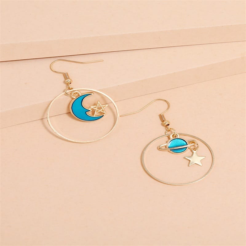 Lovemi - Fashion Planet Asymmetrical Earrings