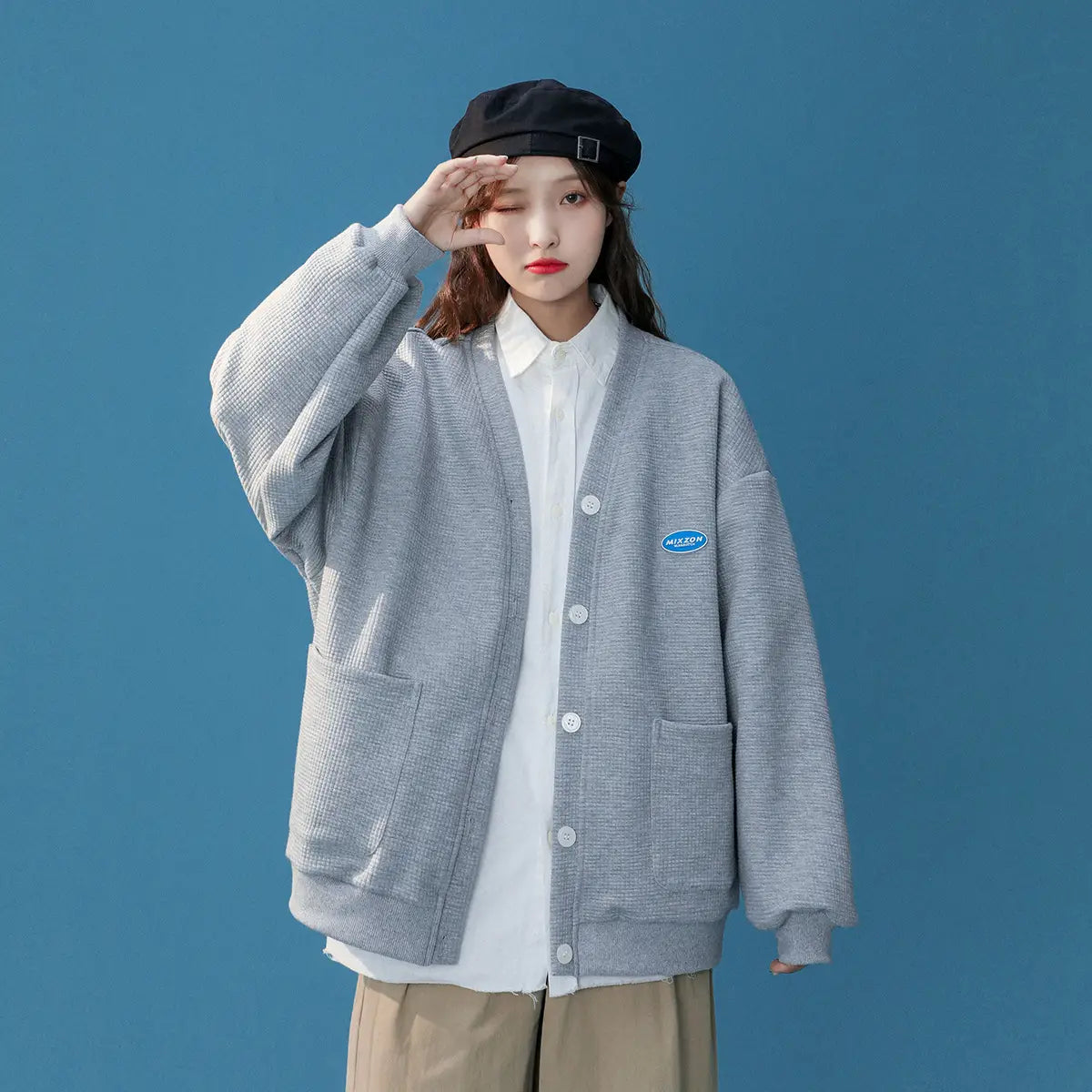 Lovemi – Studentin am Nischen-Design-Sense-College im koreanischen Stil