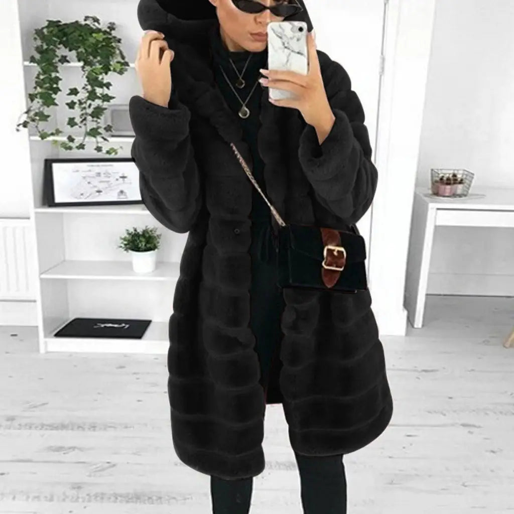 Lovemi - Plush padded hooded lady mink short fur coat