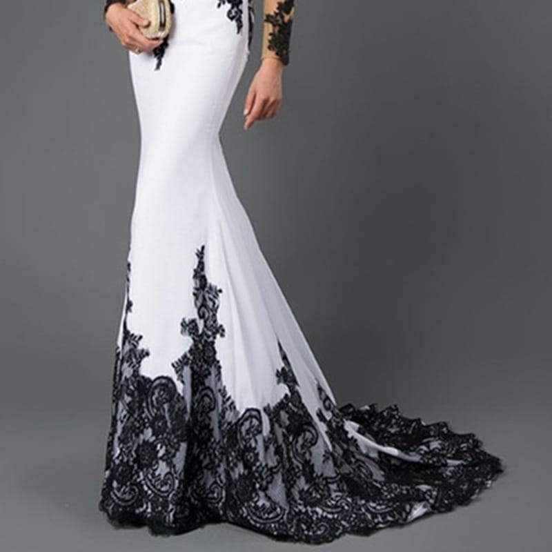 Lovemi - Embroidered Lace Maxi Dress With Fishtail Slim Tail
