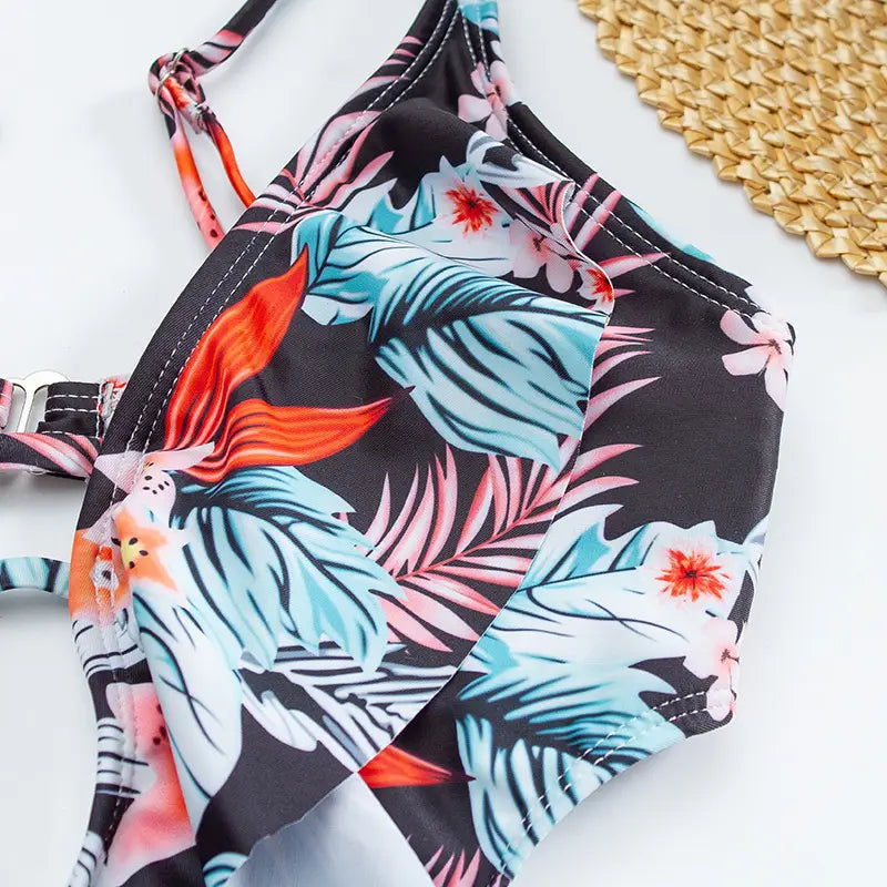 Lovemi - Triangle One Piece Leaf Print Ruffle Swimsuit