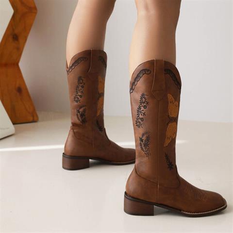Embroidered Square Toe Mid-heel Boots For Women