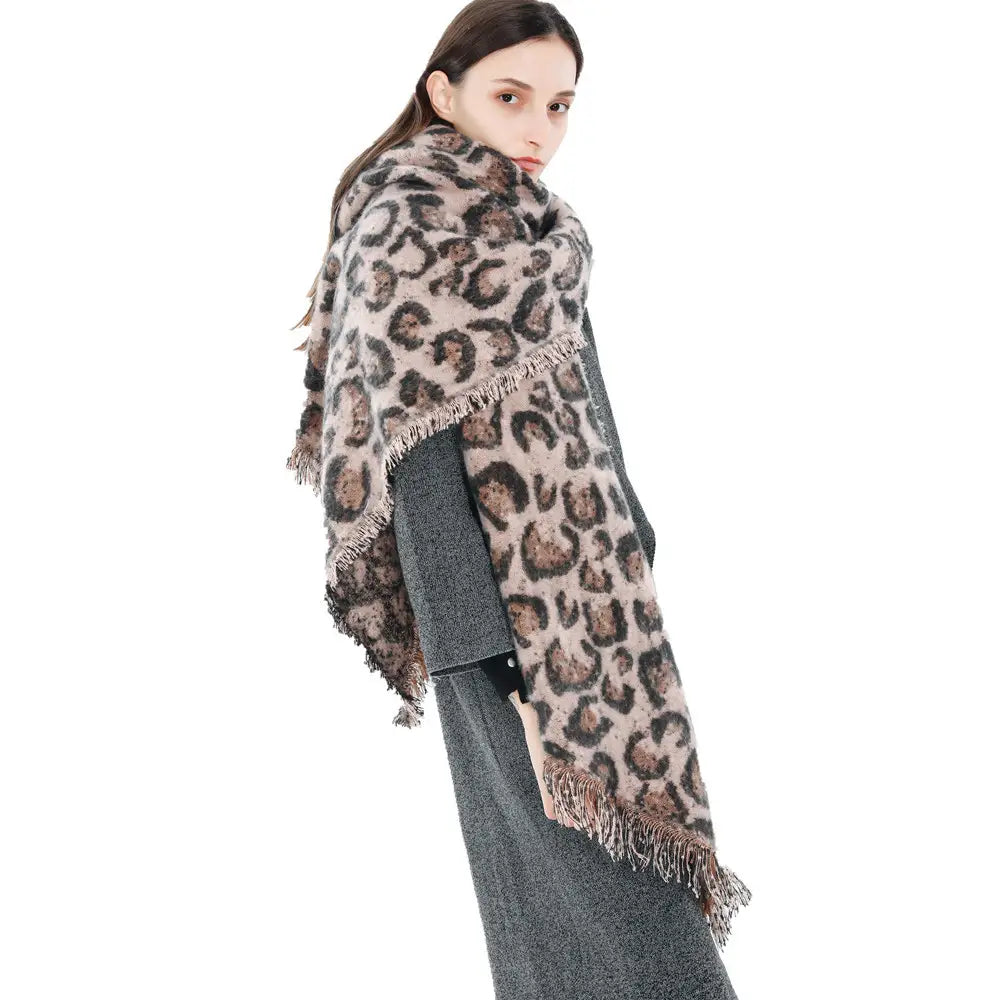 Lovemi - Animal leopard imitation cashmere