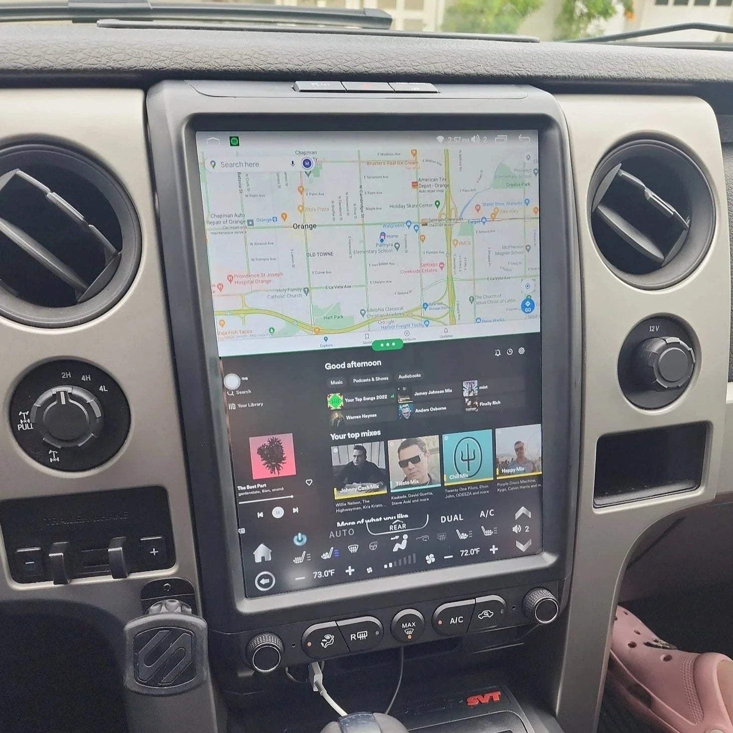 Ford F650 Tesla Carplay Sceen