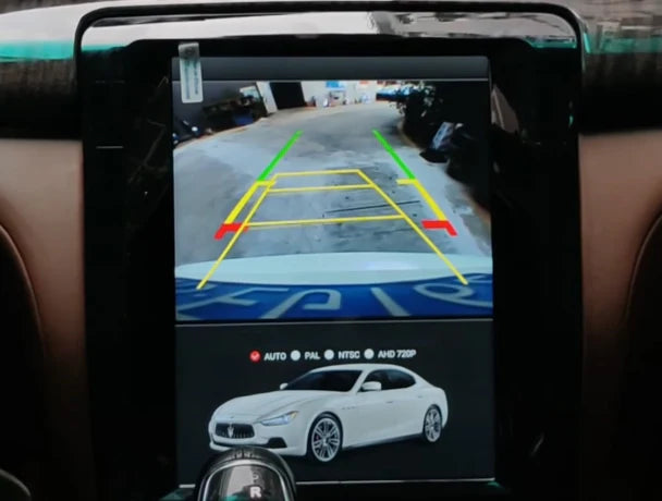 Maserati Quattroporte Tesla Screen