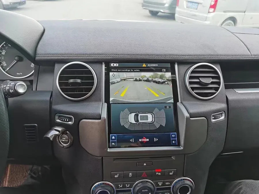 Land Rover Discovery 4 Tesla Screen