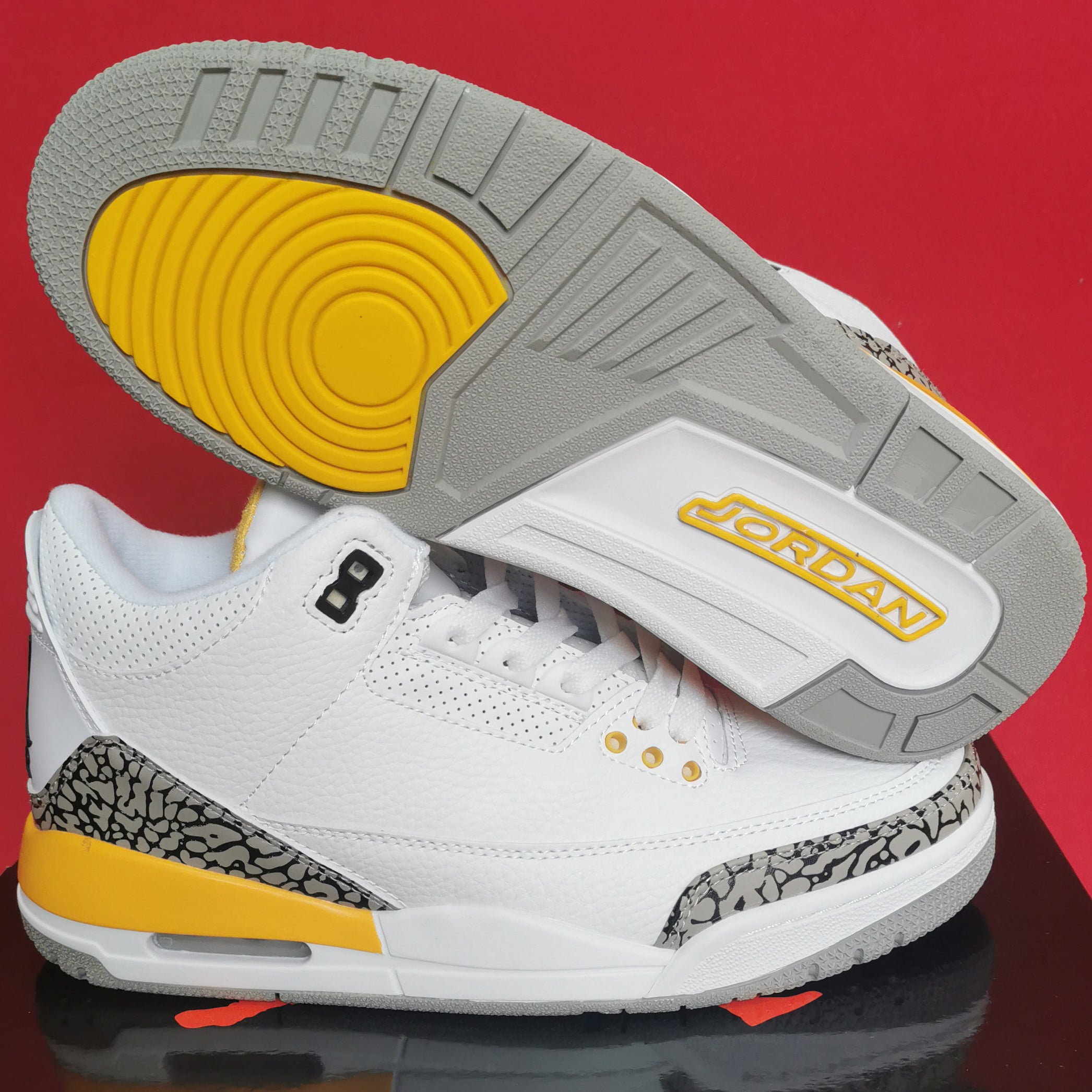 NIKE Jordan 3 white and yellow casual sneakers