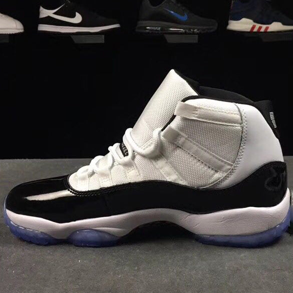 NIKE Jordan 11 generation super A black and white casual high-top sneakers