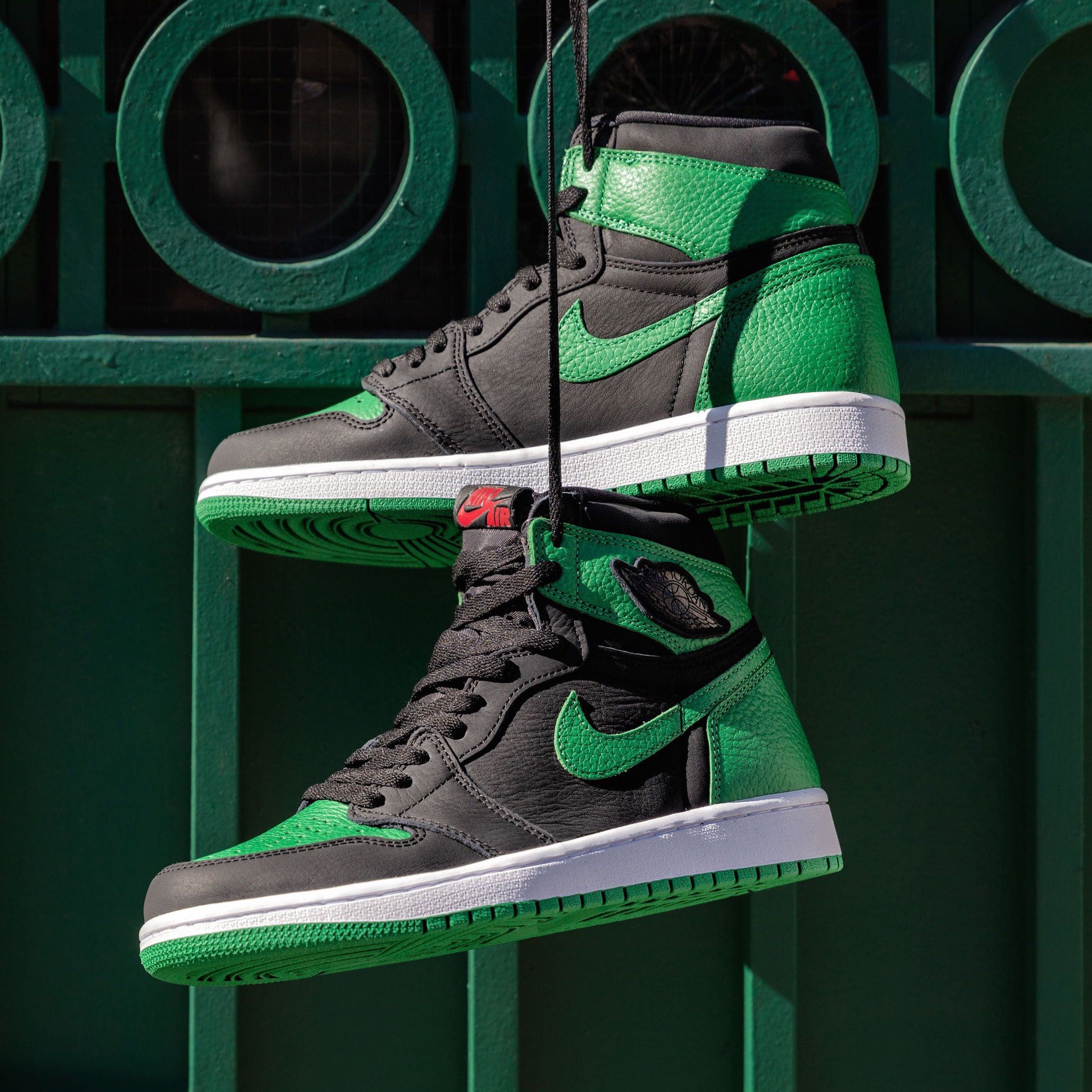 Nike Air Jordan 1 Retro High Pine Green Black Sneakers Shoes