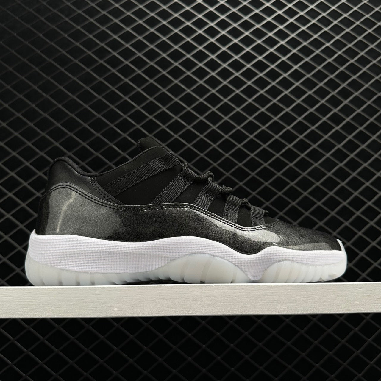 Nike Air Jordan 11 Retro AJ11 Sneakers