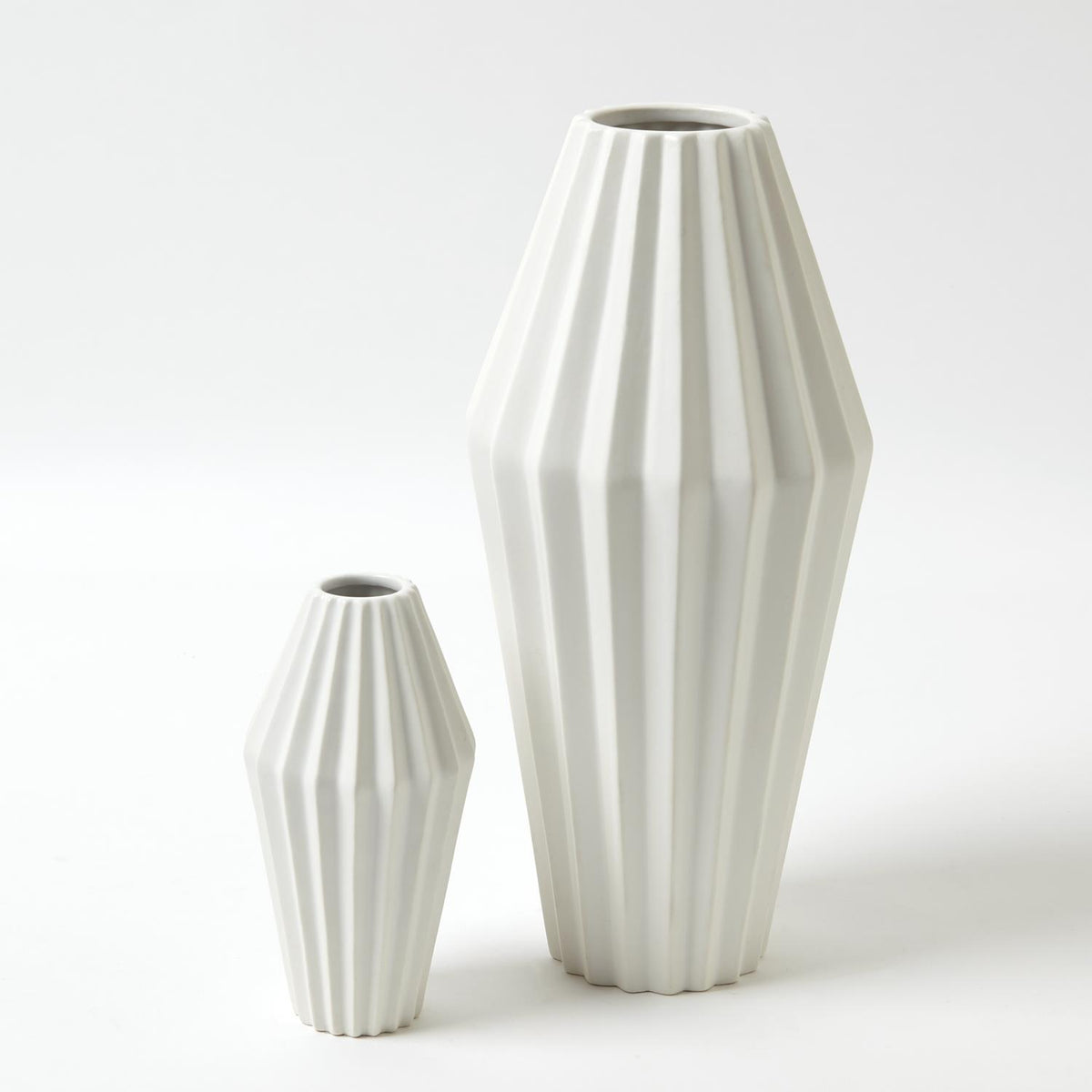 Milos Vase-Matte White-Global Views-Vases-Artistic Elements