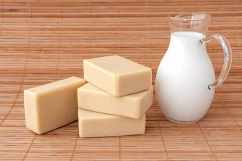 How to make goat milk soap without lye