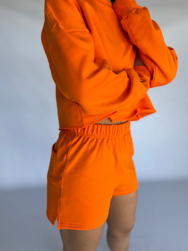 SWEAT SHORT - ORANGE