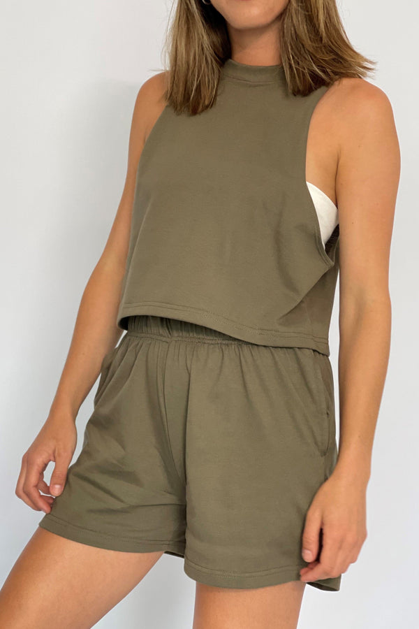 RELAXED SWEAT SHORTS - OLIVE