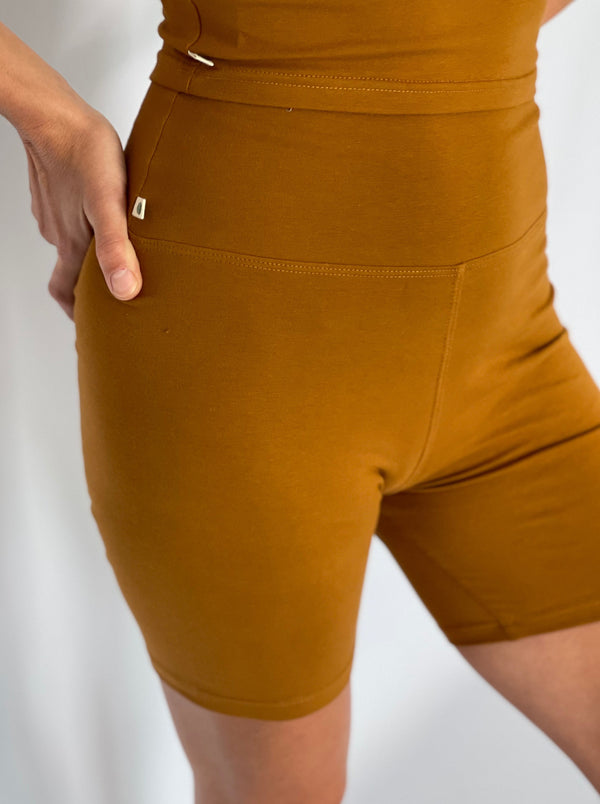 BIKER SHORT - BROWN