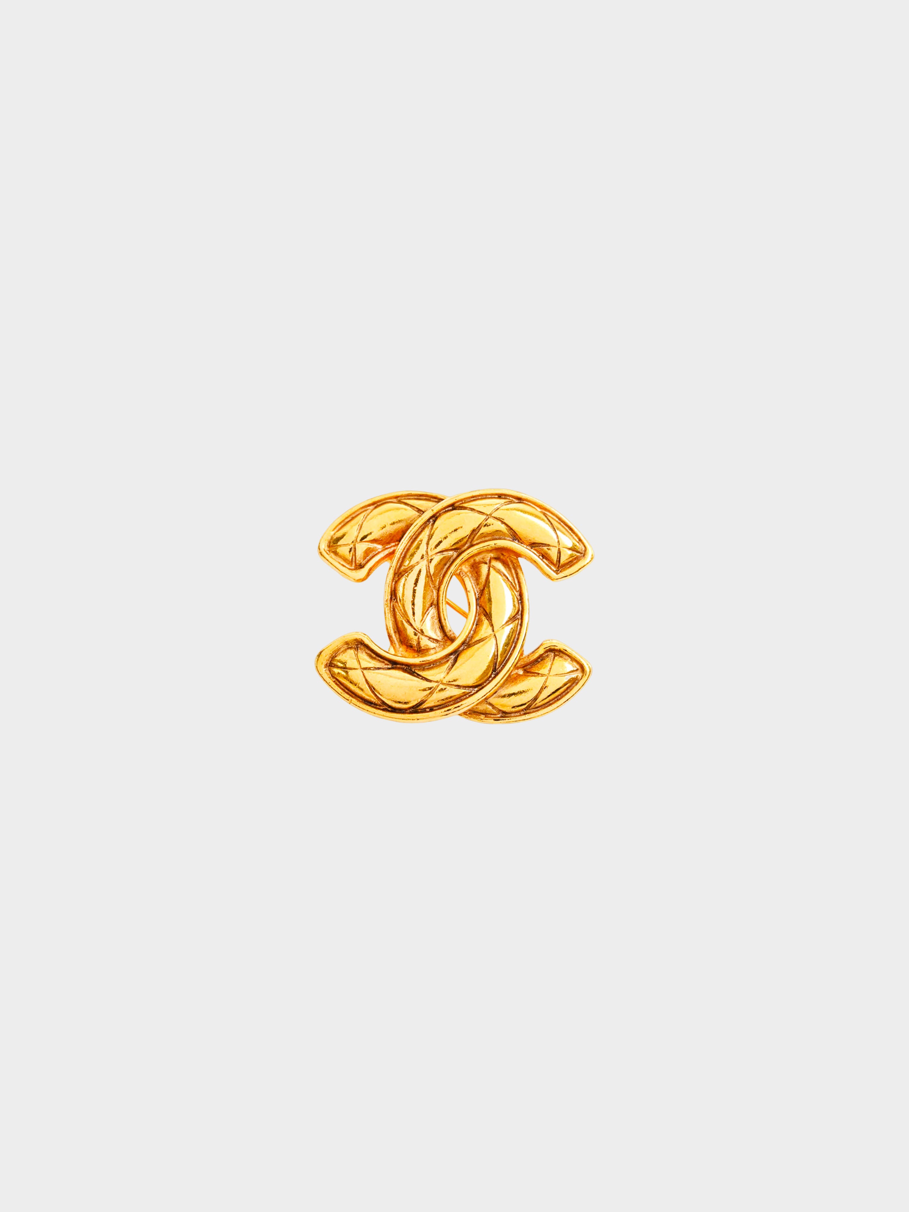 Chanel 1980s Vintage Gold Quilted Brooch