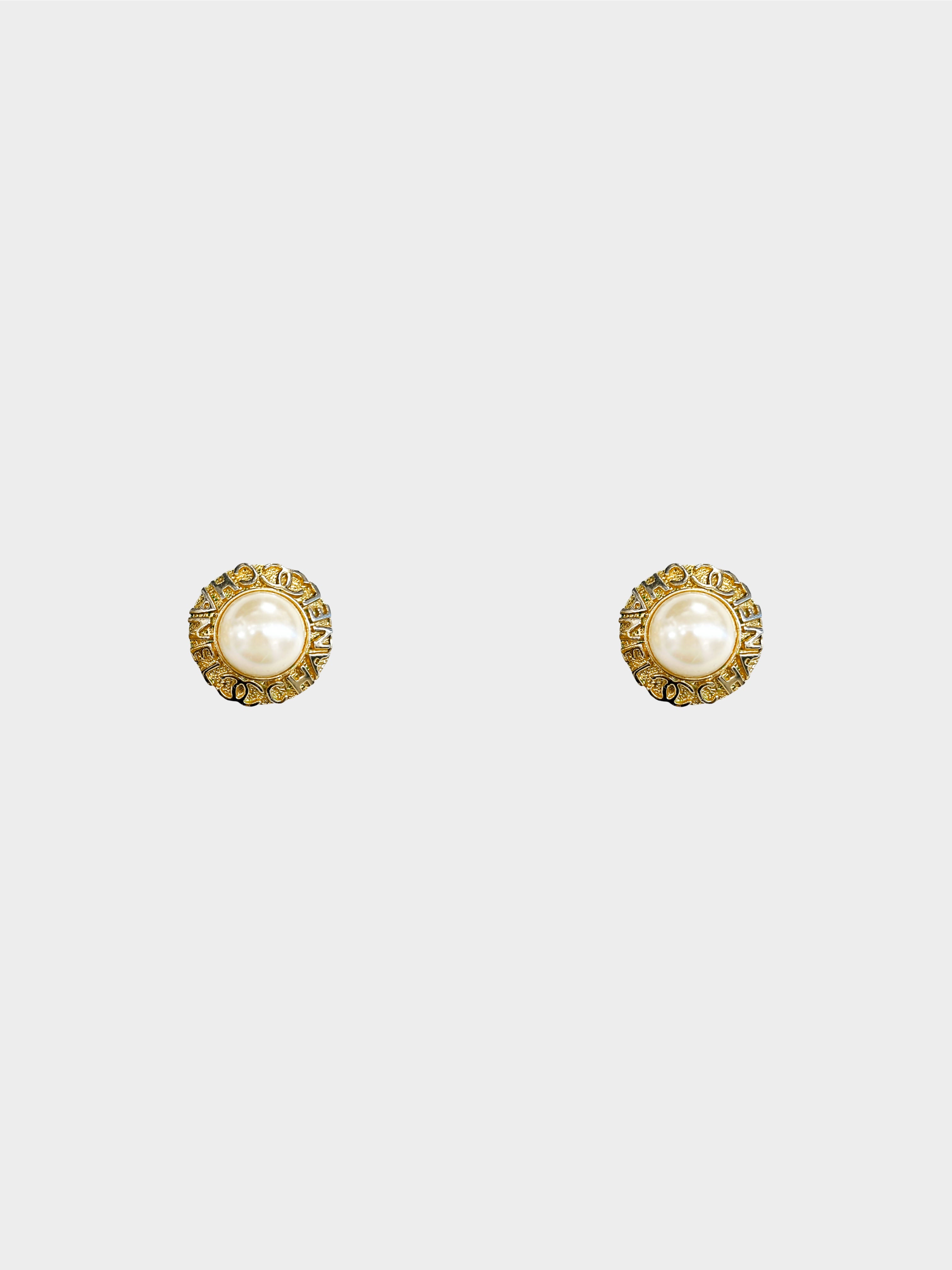 Chanel 1980s White Faux Pearl Clip-on Earrings