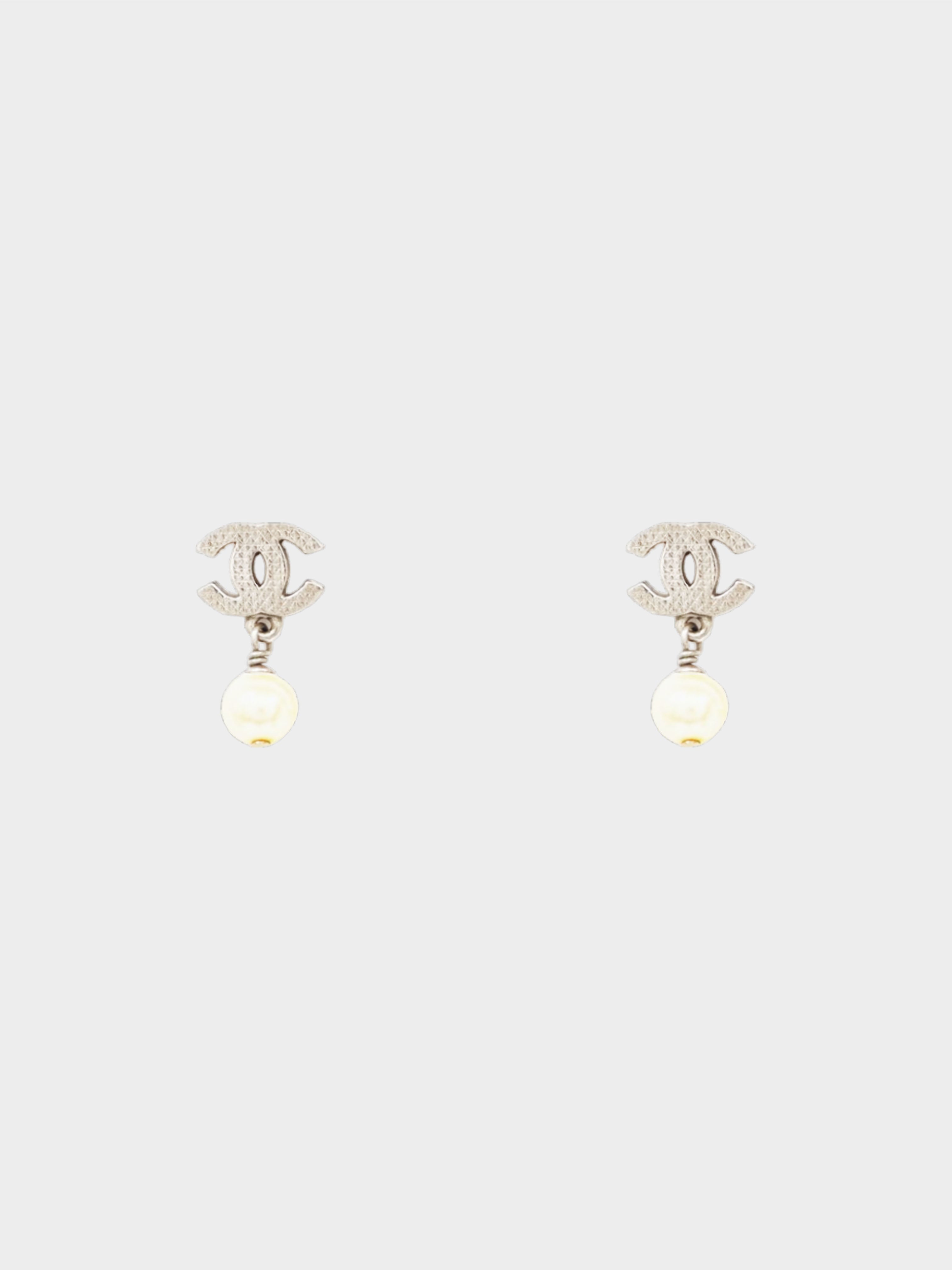 Chanel Cc Drop Earring Metal With Faux Pearls 