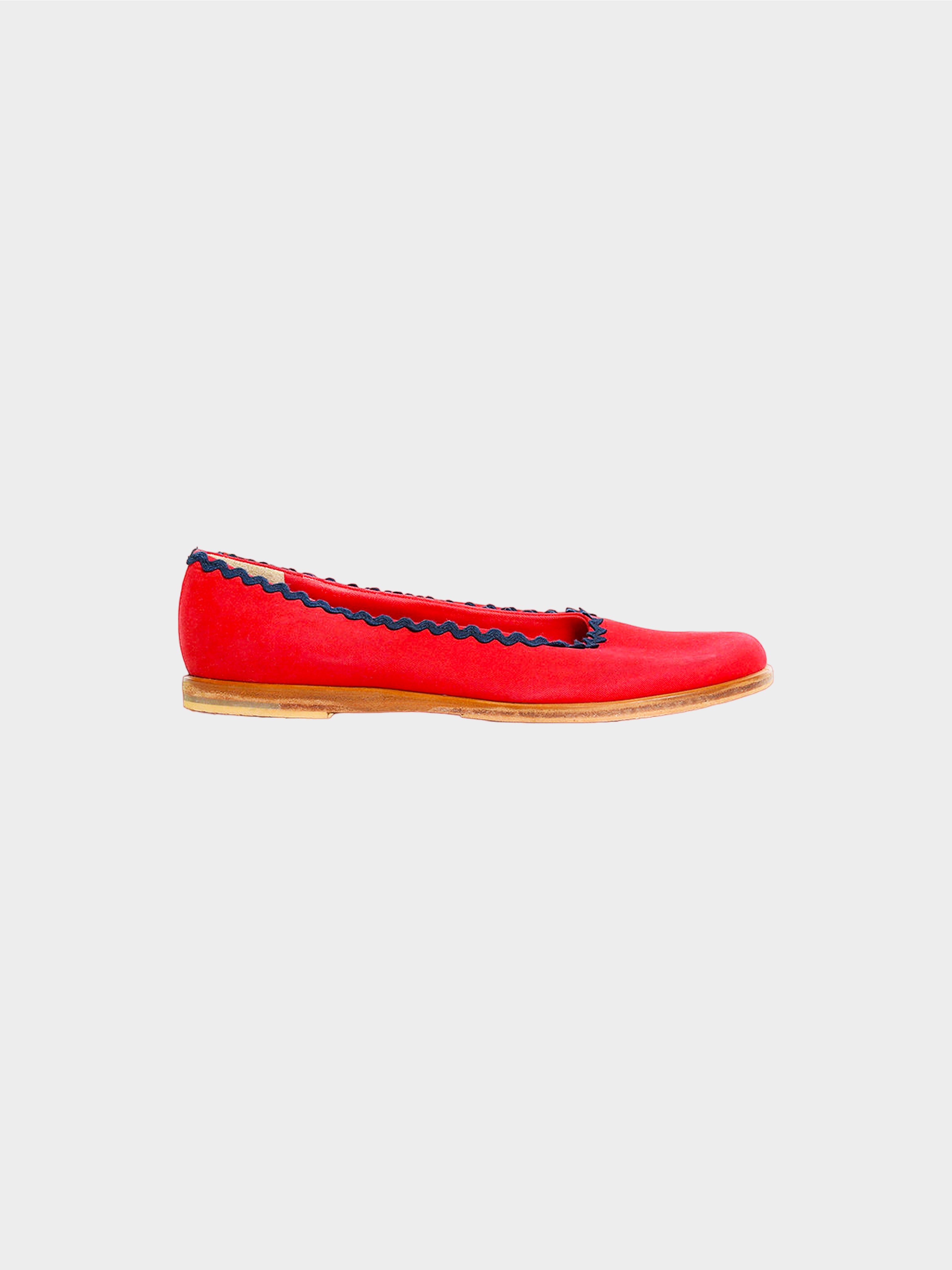 Miu Miu SS 1998 Coral Red Ripple Detail Flats