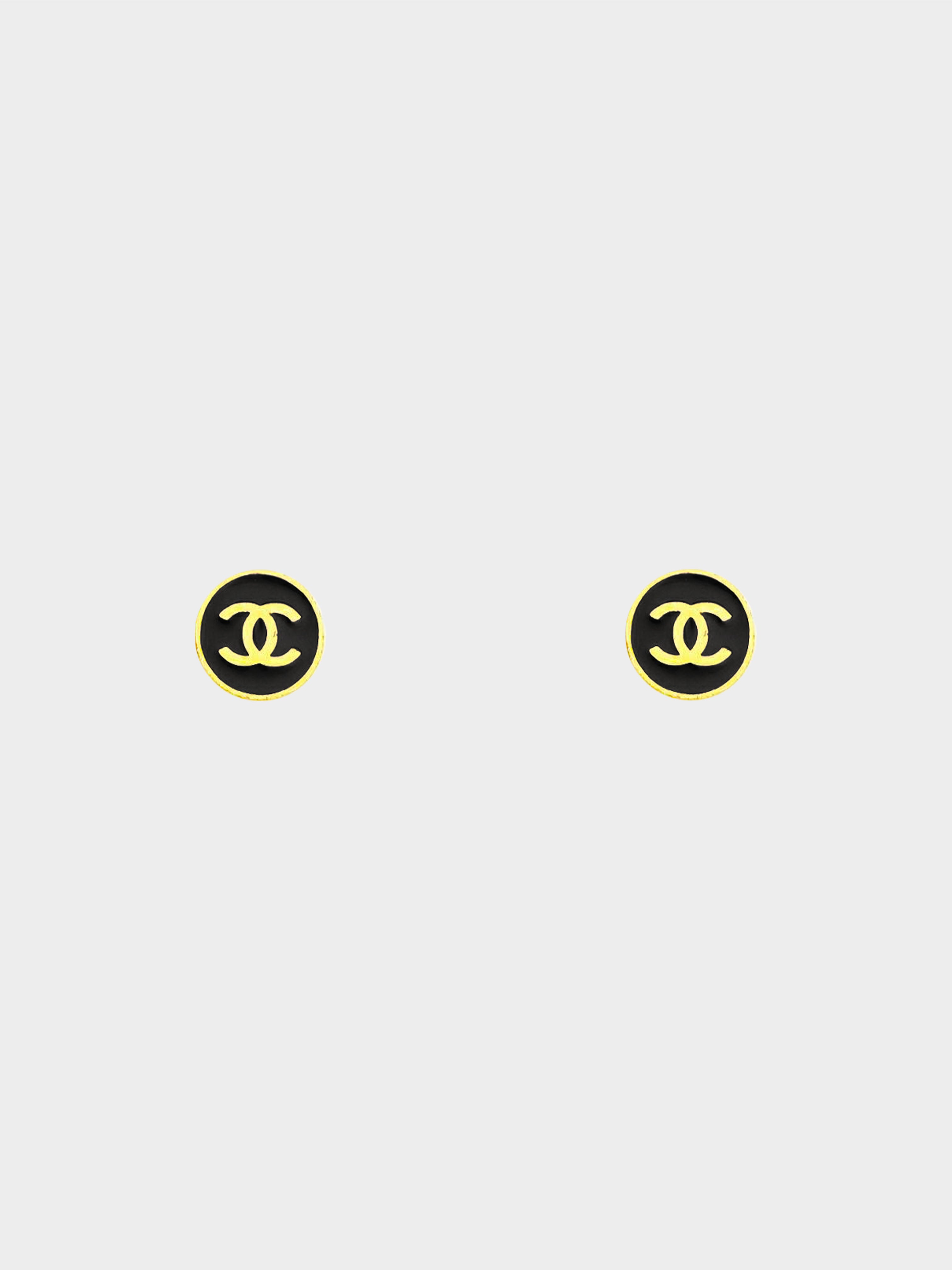 Chanel 2000s Gold and Black CC Round Clip-On Earrings · INTO