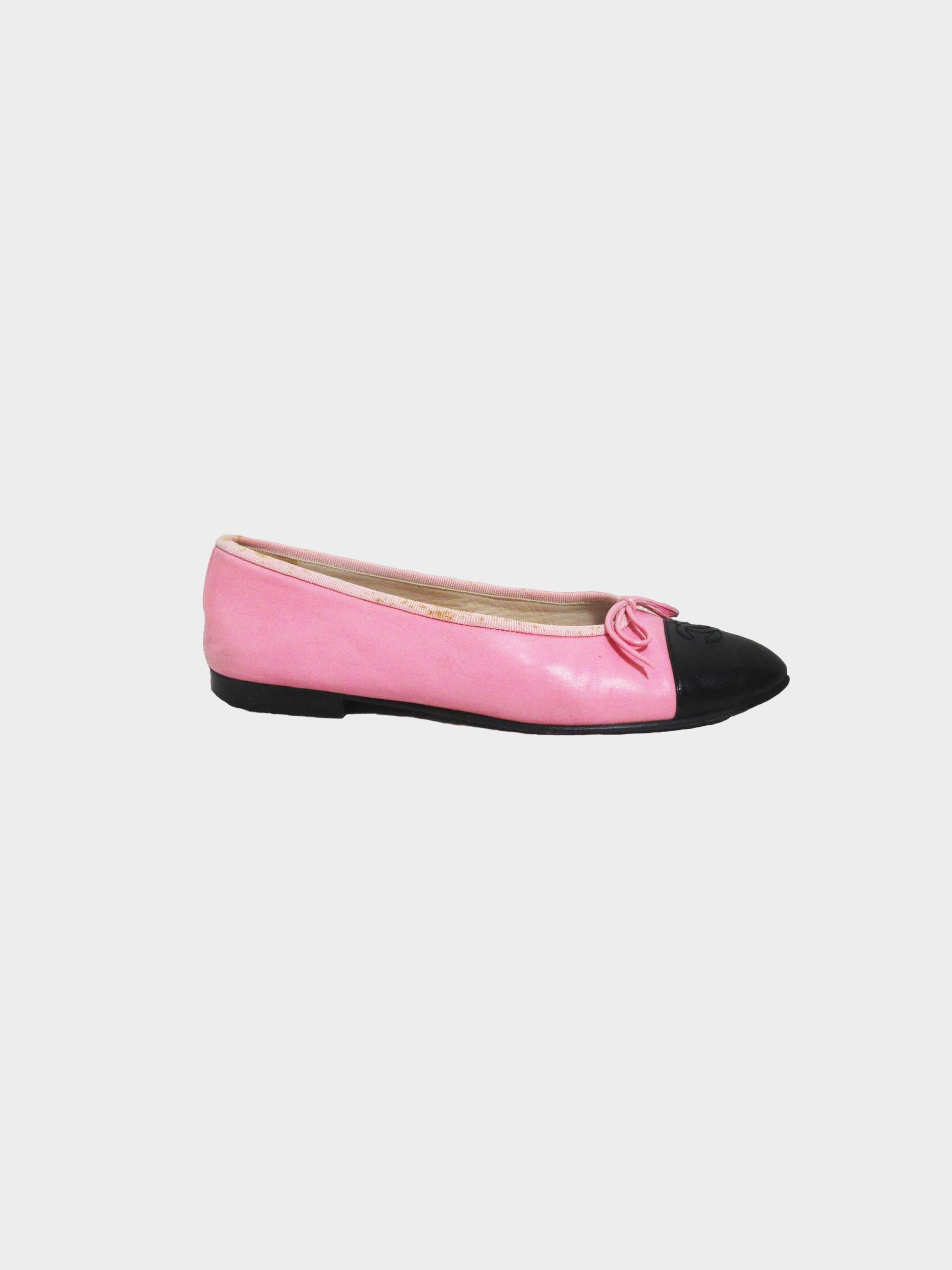 Rent Buy CHANEL Quilted Ballet Flats