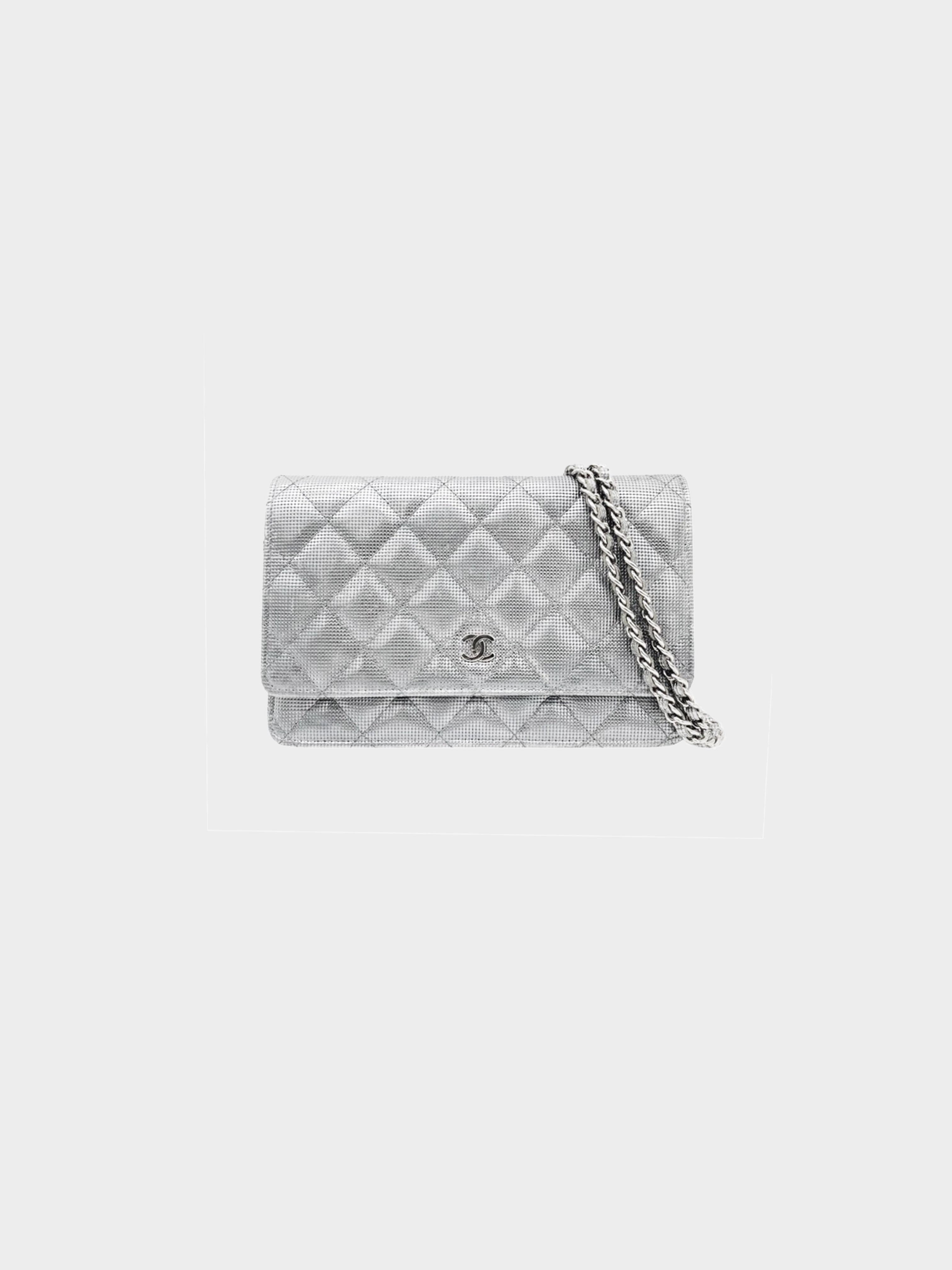 Giftable Preloved Chanel Silver Leather Long Yen Wallet 9Y87YB6 042823 Off