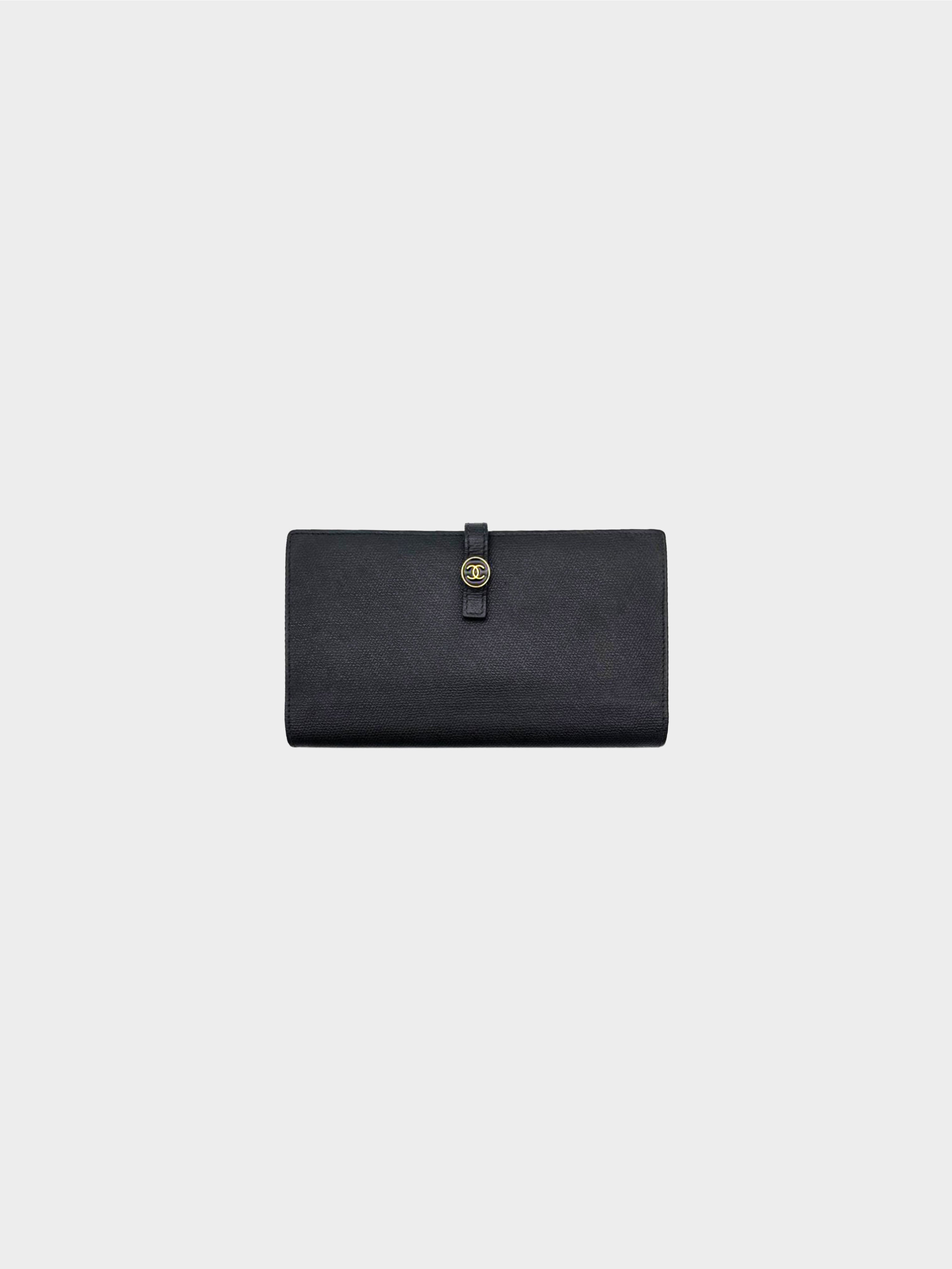 Chanel 2006-2008 Black Caviar Bi-fold Wallet