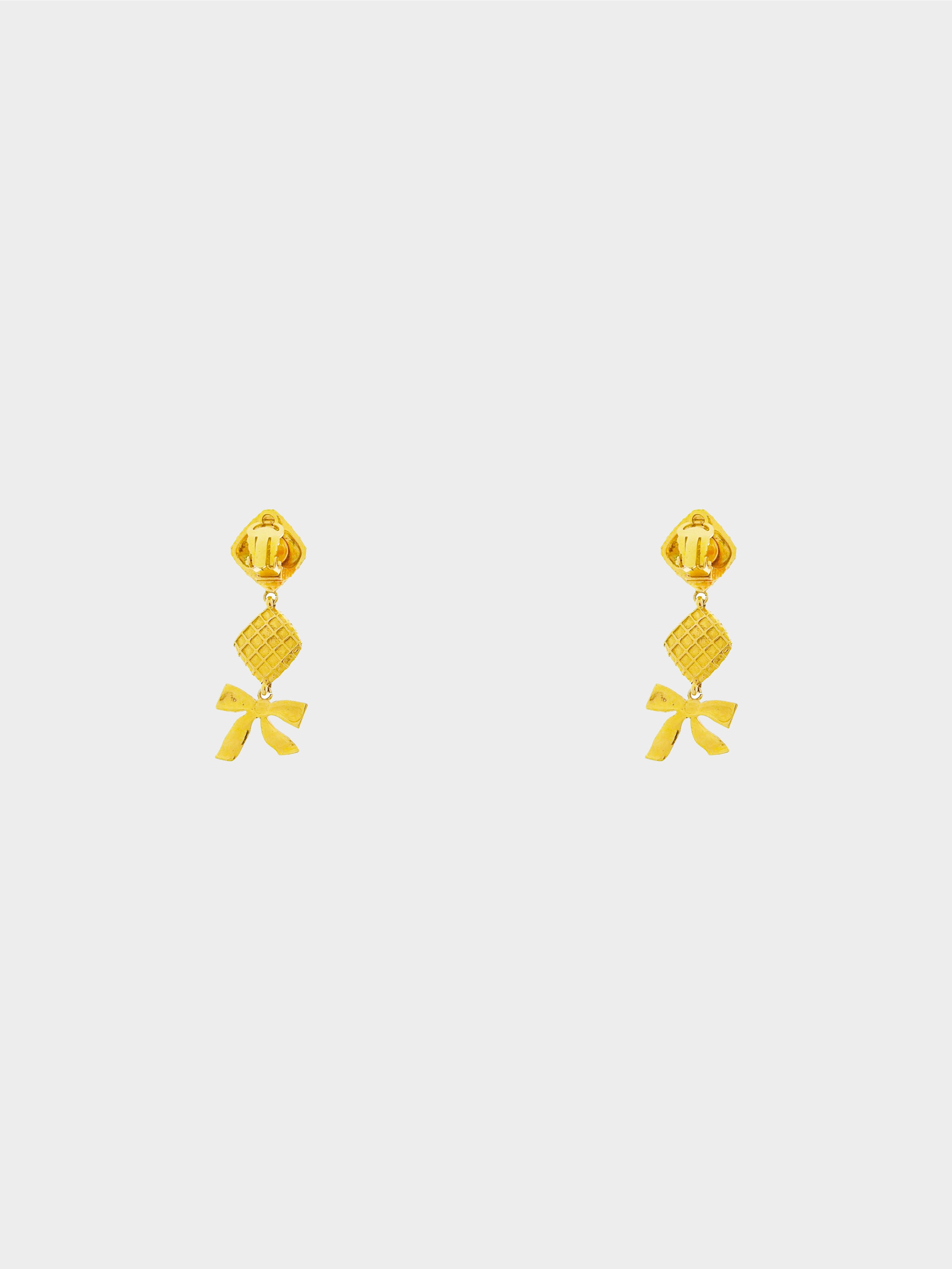 Chanel Rare 1990s Gold Coquette Bow Matelassé Dangle Clip-On Earrings